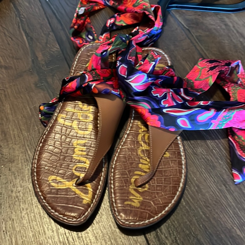 Sandals new size 8.5